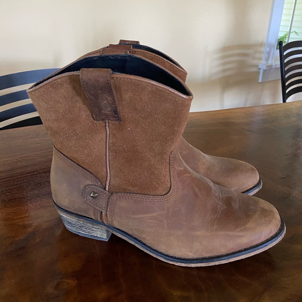 Western cowboy boots women’s real leather